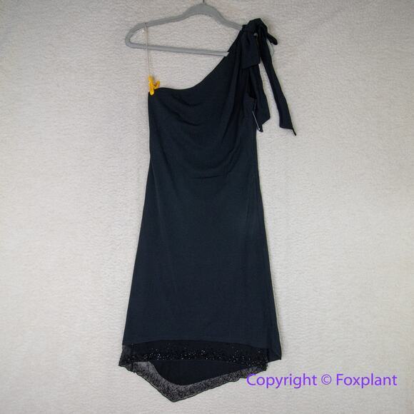 Kay Unger black one shoulder beaded asymmetric hem dress, size 6 - Picture 2 of 16